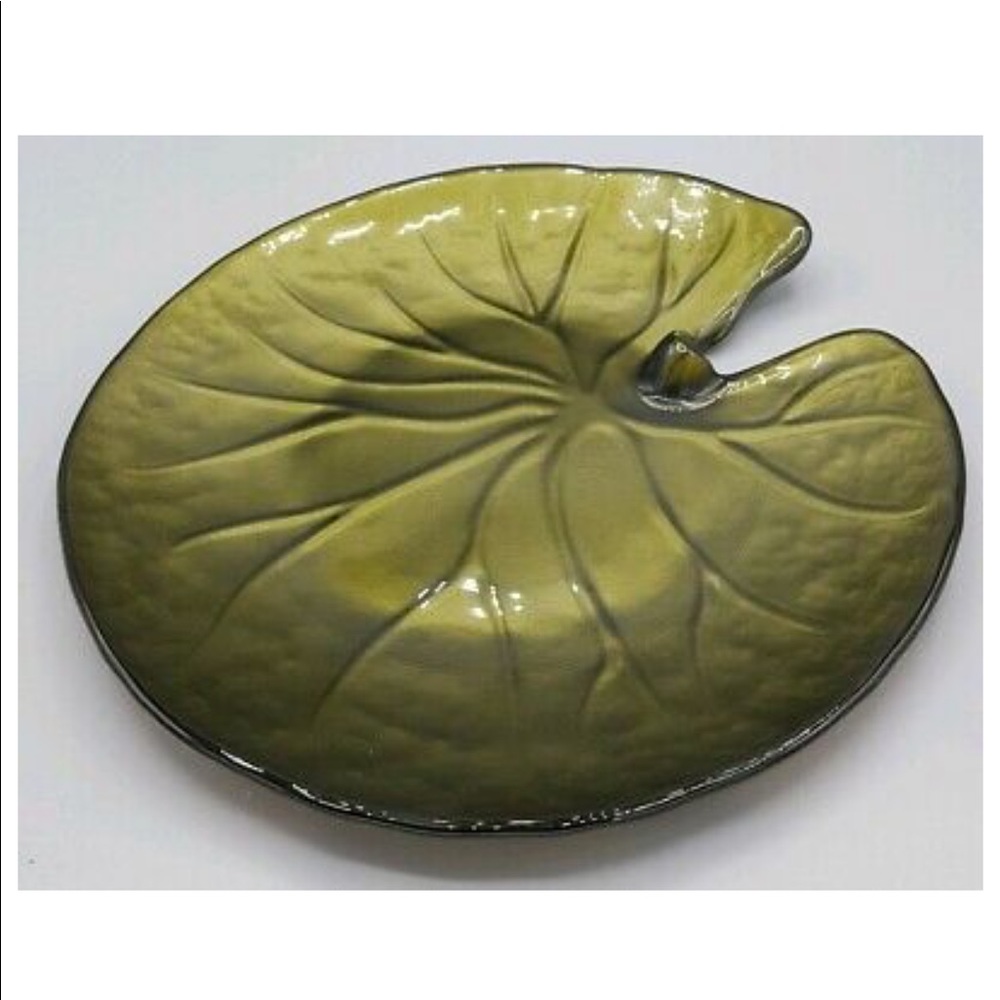 PartyLite Lily pad pillar holder